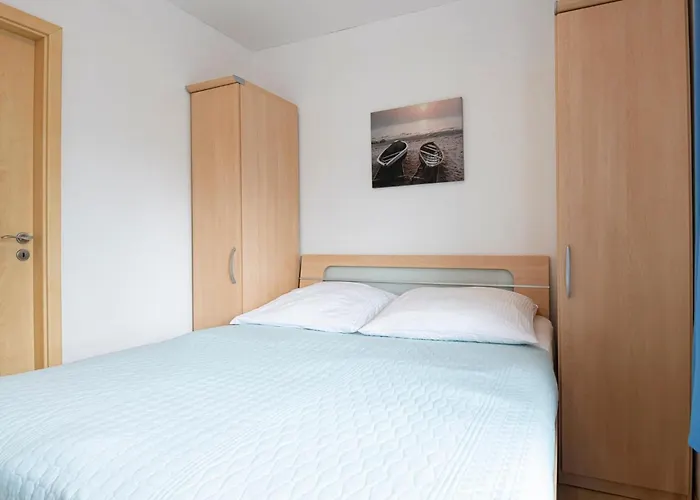 Waldstrasse 4 7 Apartamento *